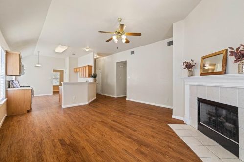 117 Village Commons Blvd, Georgetown TX  78633-4451 exterior