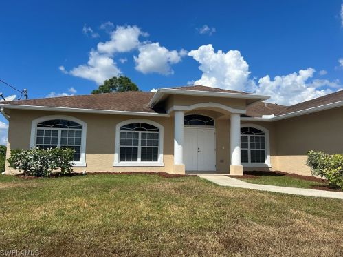 3108 10th St, Lehigh Acres, FL 33976-2905