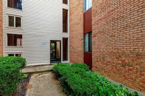 4900 Chalet Dr, Cincinnati, OH 45217-1451