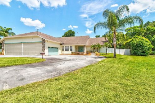 8550 Skymaster Dr, New Port Richey, FL 34654-5236