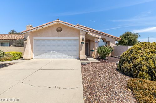 412 Playa Blanca St, Santa Maria, CA 93455-1719