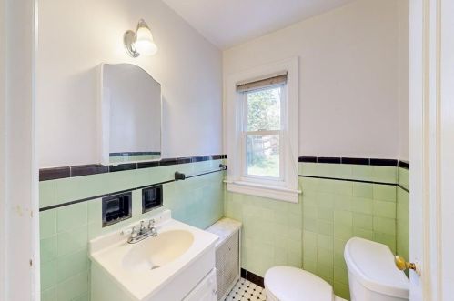 44 Sargent Ave, Providence RI  02906-3416 exterior