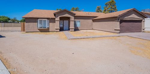 6838 42nd Way, Phoenix AZ  85042-5211 exterior