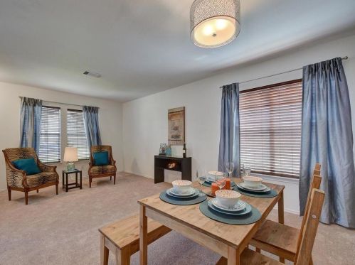 650 Whispering Hollow Dr, Uhland TX  78640-4664 exterior