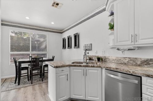 13503 Jadestone Way, San Diego CA 92130-2819 exterior