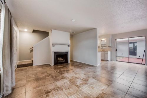 602 Timberline Dr, Hurst TX  76053-4735 exterior