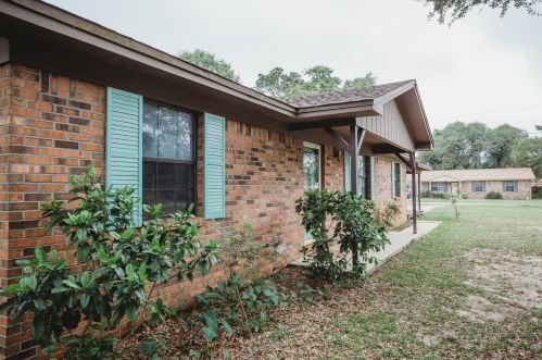 4400 Mundy Ln, Milton, FL 32571-2645
