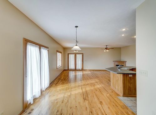 7115 Van Wagener Rd, London OH  43140-8425 exterior