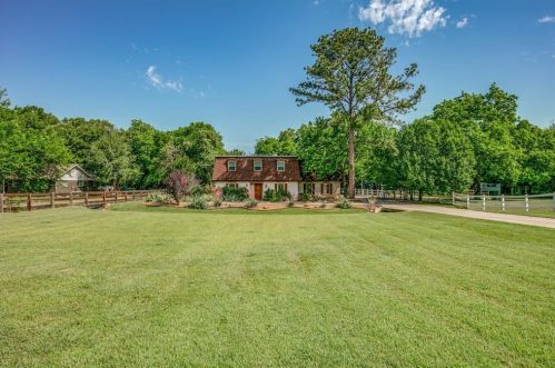 326 Old Justin Rd, Argyle, TX 76226-3508
