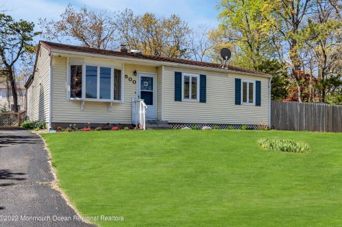 500 New York Ave, Bricktown, NJ 08724-1418