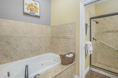 435 Fairway Lndg, Fort Pierce FL  34986-2166 exterior