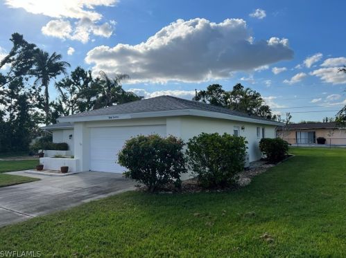 4014 10th Ave, Cape Coral, FL 33904-5219