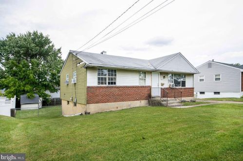 247 Creek Rd, Gloucester, NJ 08031-2011