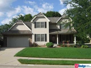 10256 Washington Dr, Omaha, NE 68127-4522