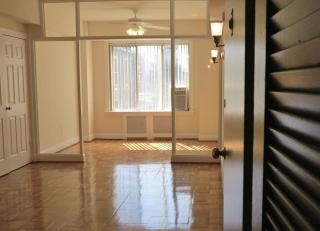 1660 Lanier Pl, Washington DC  20009-2947 exterior