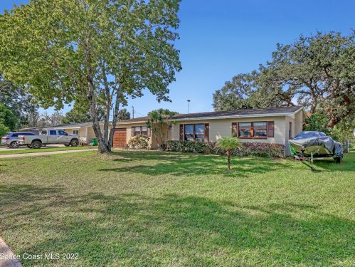 1780 Cowan Dr, Titusville, FL 32796-1261