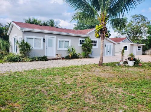 114 Ethelyn Dr, West Palm Beach, FL 33415-1912