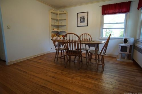 31 Willard Rd, Manchester CT  06042-3352 exterior