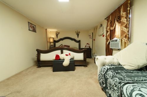 18 Midvale Ave, Lake Hiawatha NJ  07034-1011 exterior