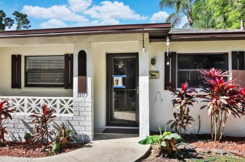 31117 Pocono St, Mount Plymouth FL  32776-8727 exterior