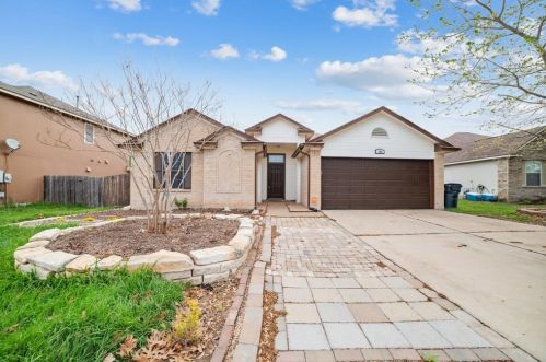 104 Dogwood Dr, Georgetown TX  78626-4739 exterior