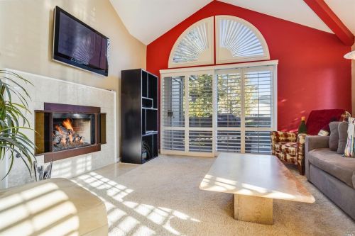 2082 Stonefield Ln, Santa Rosa CA  95403-0951 exterior