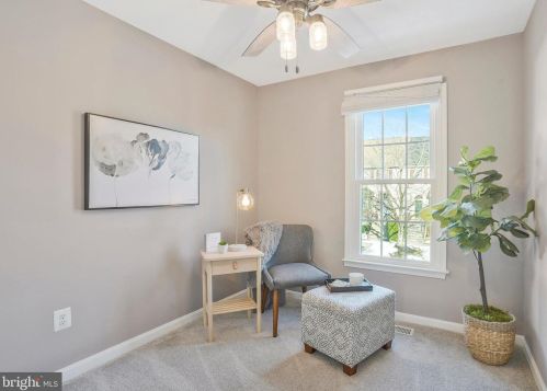 8854 Eagle Rock Ln, Springfield VA  22153-1727 exterior