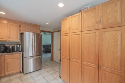 23 Smith Corner Rd, Newton NH  03858-4008 exterior