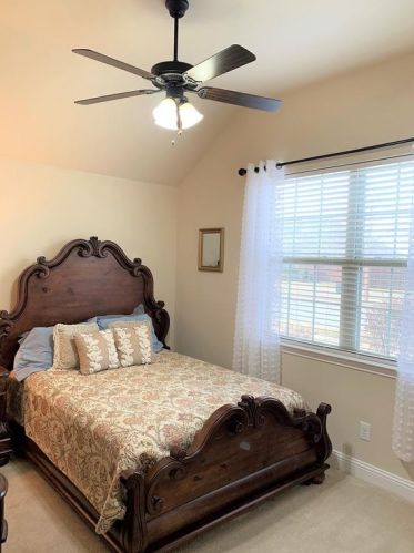 2729 Westglen Dr, Denton TX  76207-1335 exterior