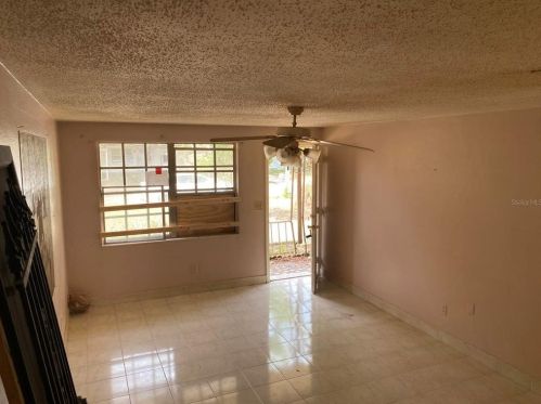 4846 Lake Ridge Ln, Tarpon Springs, FL 34690-5525