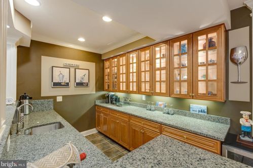 15089 Troon Ct, Haymarket VA  20169-3130 exterior