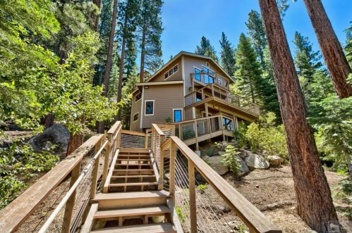 3930 Saddle Rd, South Lake Tahoe, CA 96150-8714