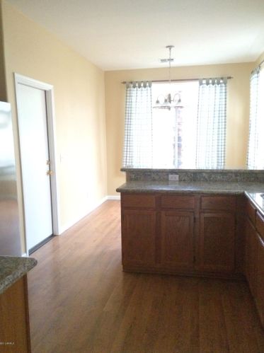 1067 Tremaine Ave, Gilbert, AZ 85233-3737