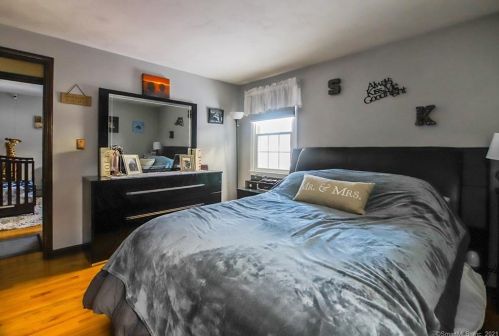 55 Dorothy Dr, Middletown CT 06457-5312 exterior