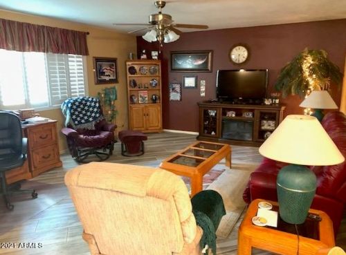 7811 Lindner Ave, Mesa, AZ 85209-5021