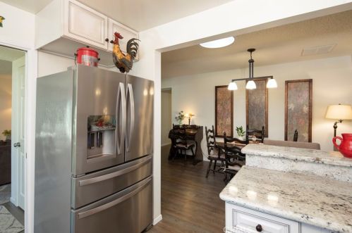 988 Magnolia Dr, Pismo Beach CA  93420-4233 exterior