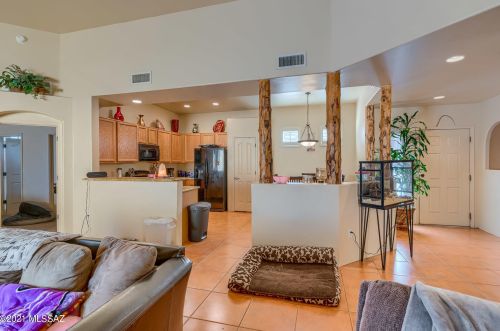 3281 Lakeside Vw Dr, Tucson AZ 85730-2736 exterior