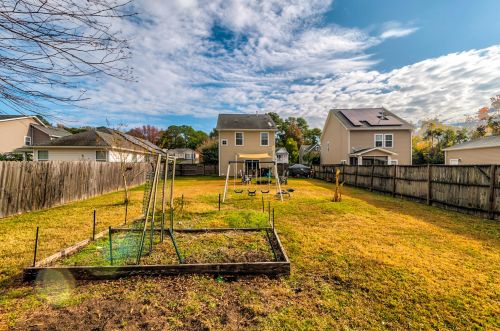 1528 Thoroughbred Blvd, Johns Island SC  29455-8520 exterior