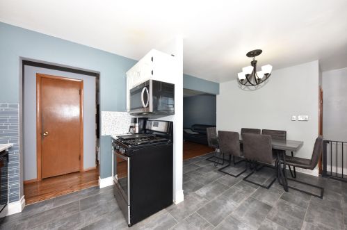 1541 Wanda Ave, Milwaukee WI  53221-4314 exterior