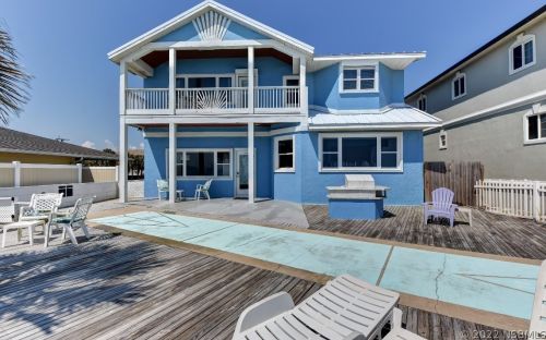 4241 Atlantic Ave, Daytona Beach FL 32127-7004 exterior