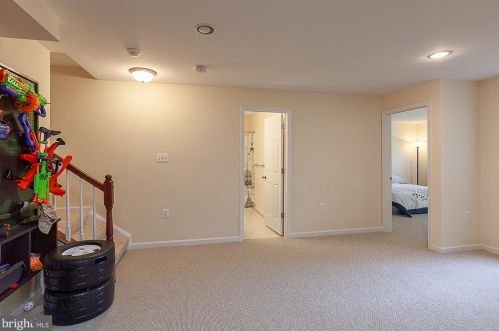 264 Burberry Ln, Charles Town WV  25414-5621 exterior