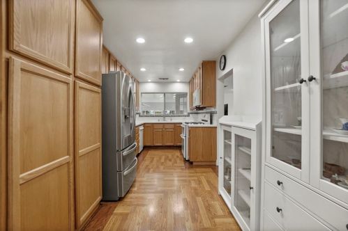 431 Valley Center Ave, Glendora CA  91741-3857 exterior
