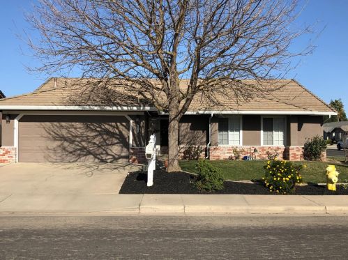 19718 Astoria Dr, Hilmar, CA 95324-9085
