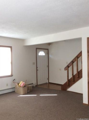 19 Phillips St, Middletown NY  10940-3303 exterior