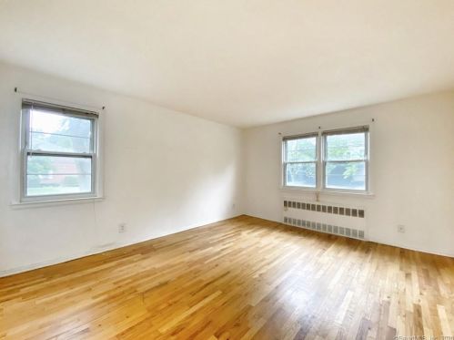 41 Hope St, Stamford, CT 06906-2615