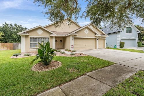 7621 Nottinghill Sky Dr, Ruskin, FL 33572-1526