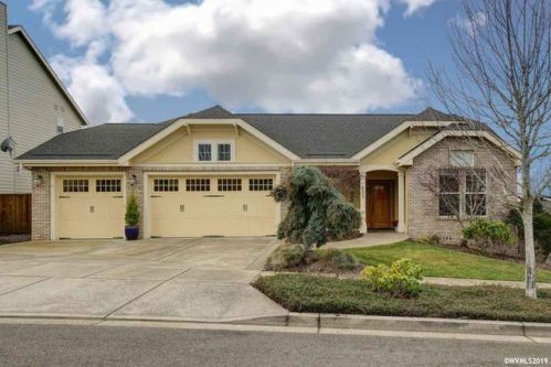 535 Tillicum Dr, Silverton OR  97381-1978 exterior