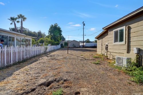 425 Laurel Ave, Brea CA  92821-6632 exterior