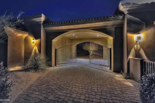 10196 Whispering Wind Dr, Scottsdale AZ  85255-2865 exterior