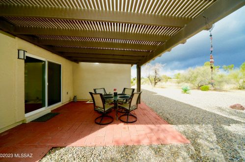 297 Calle Herboso, Green Valley AZ  85614-4114 exterior